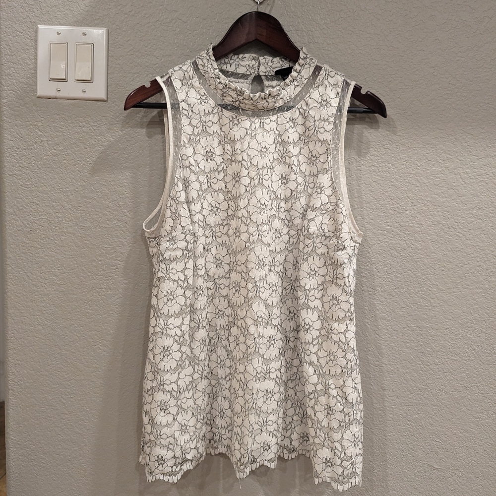 Floral Lace Sleeveless Top - White